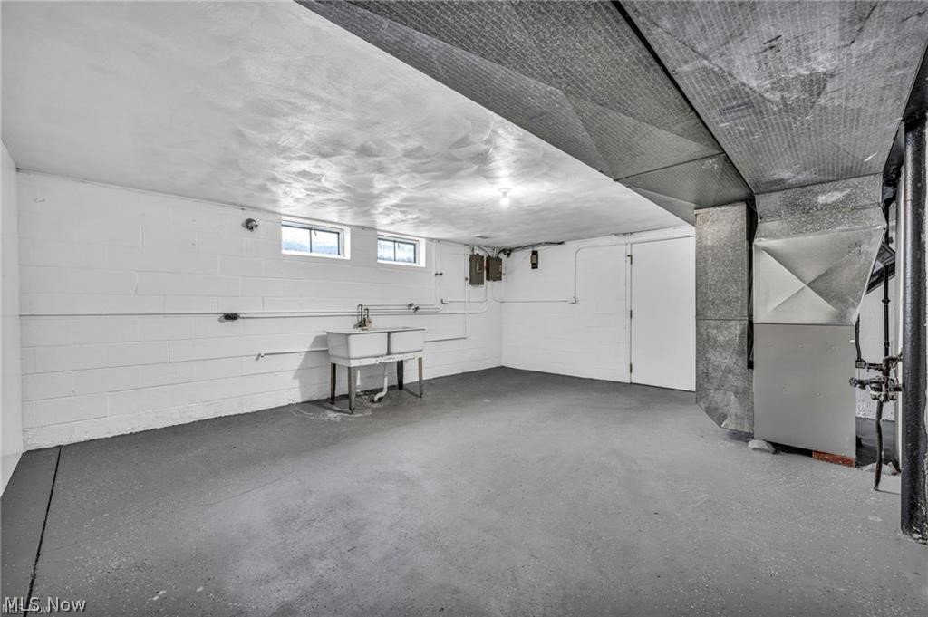 17914 Chagrin Boulevard Shaker Heights OH 44122