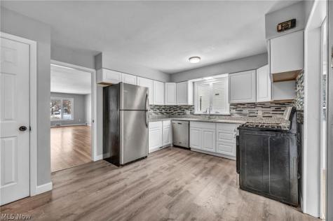 17914 Chagrin Boulevard Shaker Heights OH 44122
