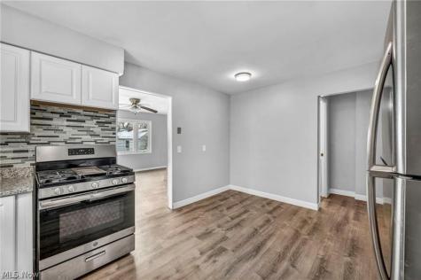 17914 Chagrin Boulevard Shaker Heights OH 44122