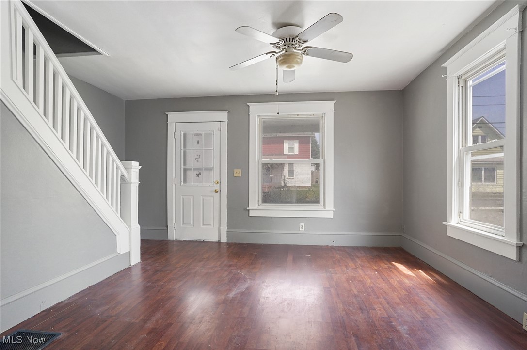 201-203 W Clark Street East Palestine OH 44413