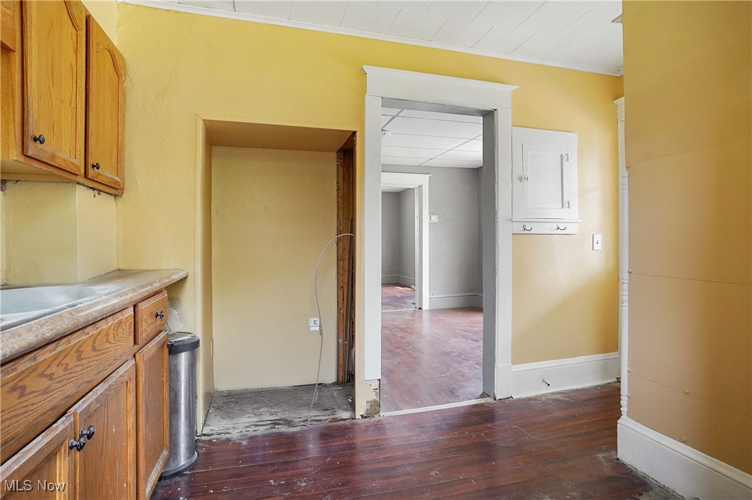 201-203 W Clark Street East Palestine OH 44413