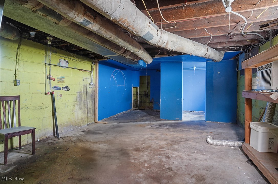 201-203 W Clark Street East Palestine OH 44413