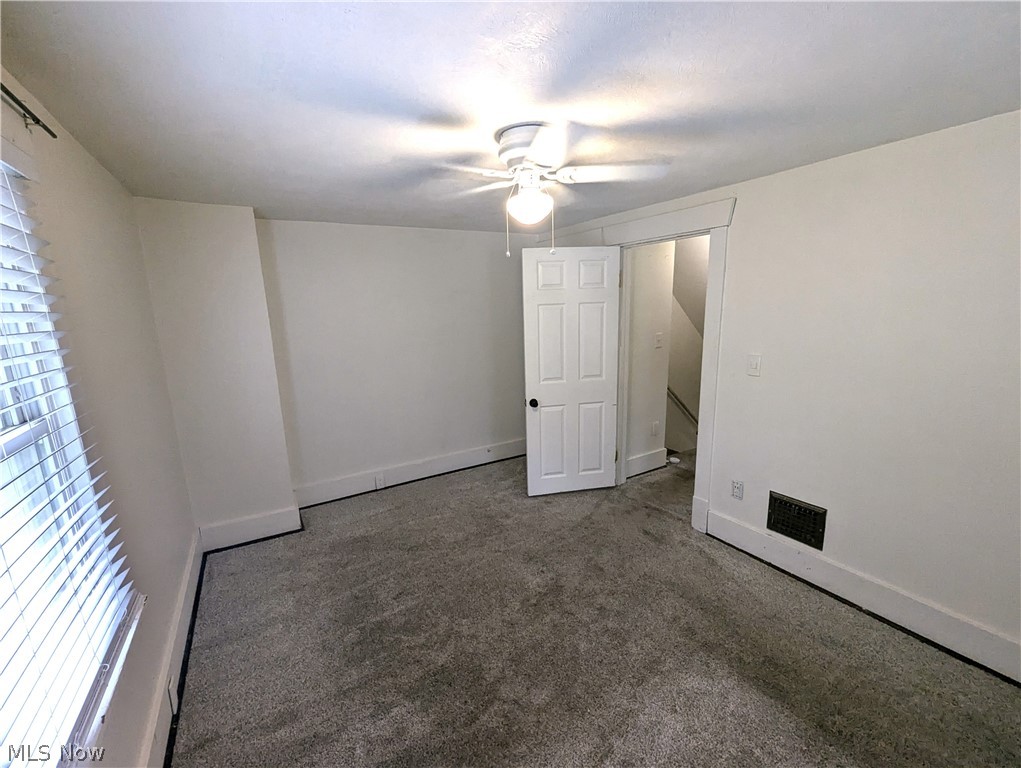 2330 Mahoning Avenue NW Warren OH 44483
