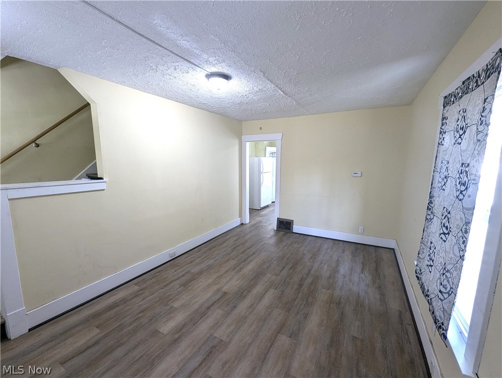 2330 Mahoning Avenue NW Warren OH 44483