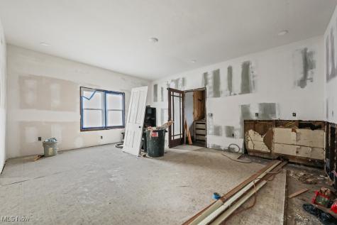 91 Union Avenue SE Minerva OH 44657