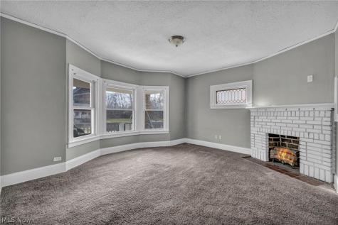 3274 E 123rd Street Cleveland OH 44120