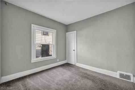 3274 E 123rd Street Cleveland OH 44120