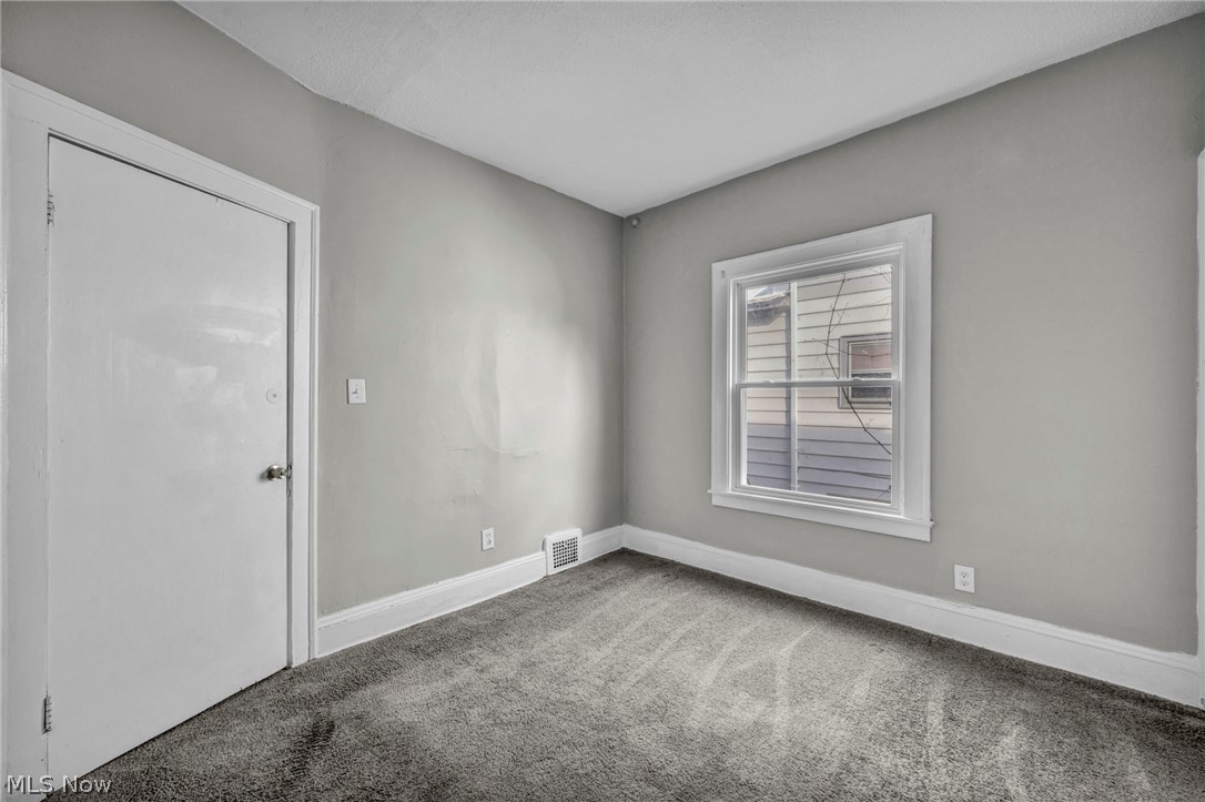 3274 E 123rd Street Cleveland OH 44120