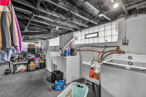 3274 E 123rd Street Cleveland OH 44120