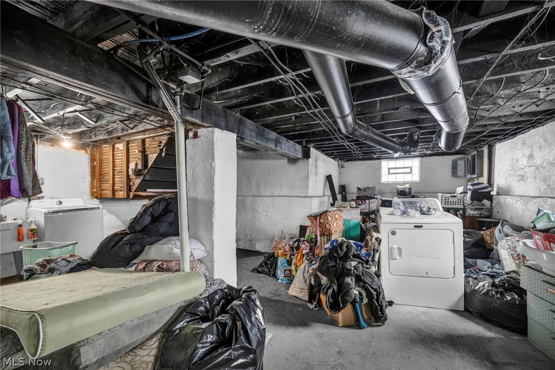 3274 E 123rd Street Cleveland OH 44120