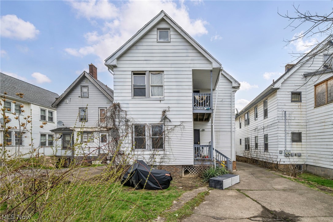 3274 E 123rd Street Cleveland OH 44120