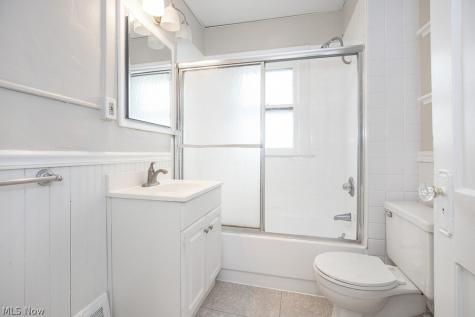 2671 Hampshire Road Cleveland Heights OH 44106