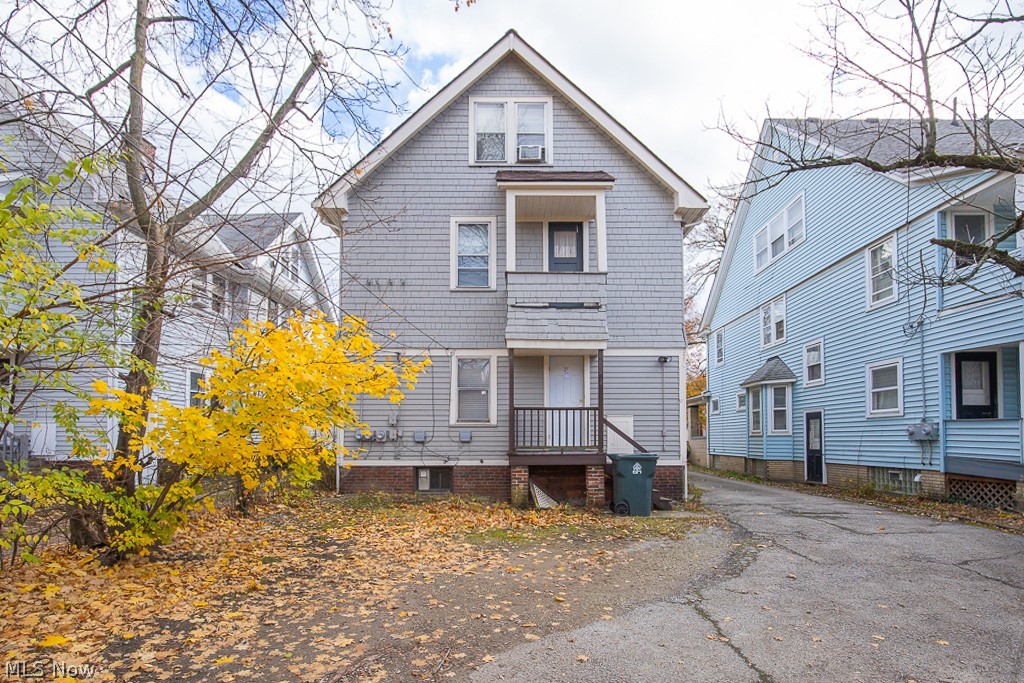2671 Hampshire Road Cleveland Heights OH 44106