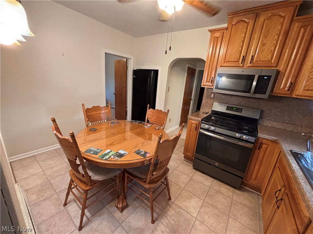 831 Whitcomb Road Cleveland OH 44110