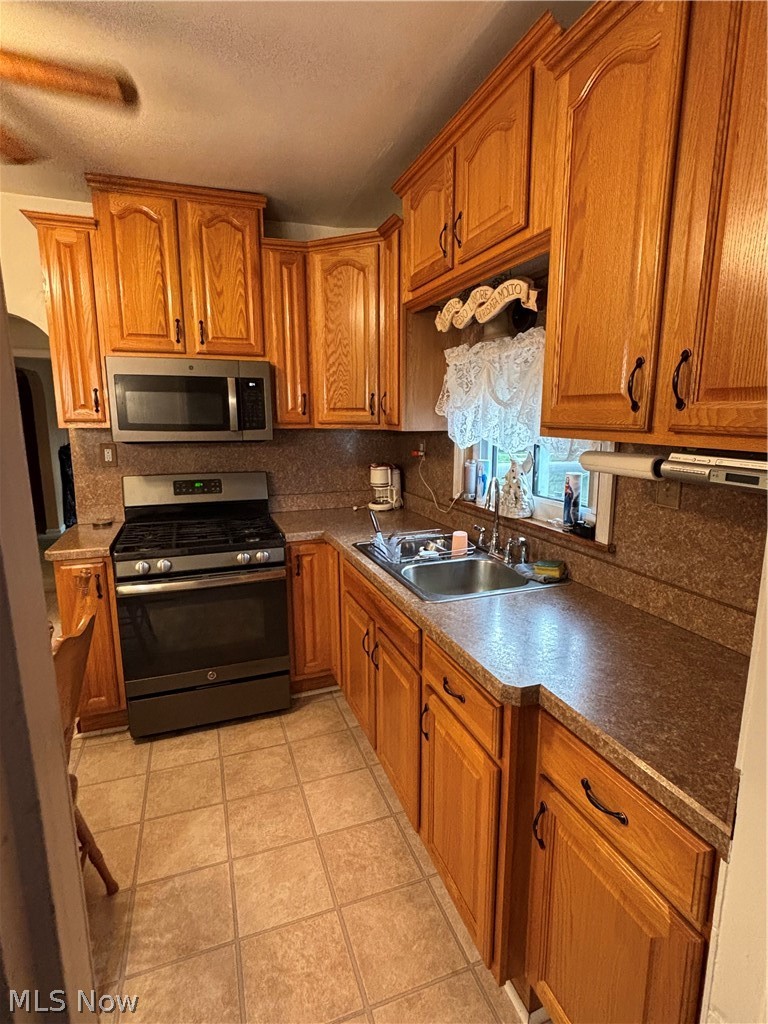 831 Whitcomb Road Cleveland OH 44110