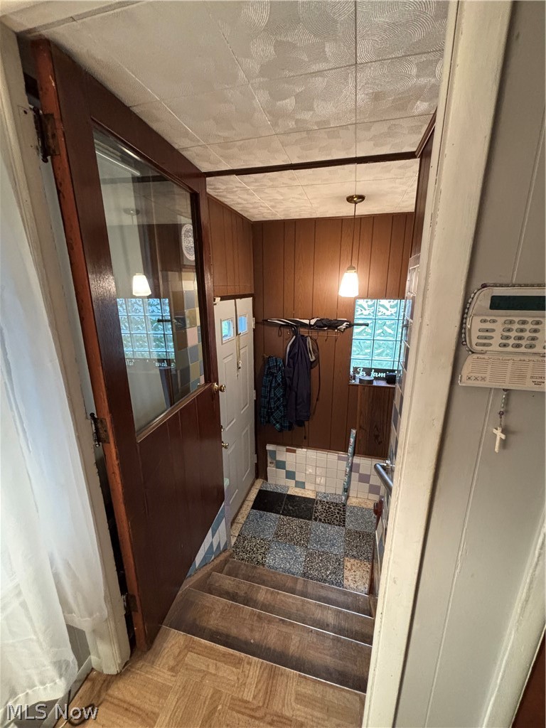 831 Whitcomb Road Cleveland OH 44110