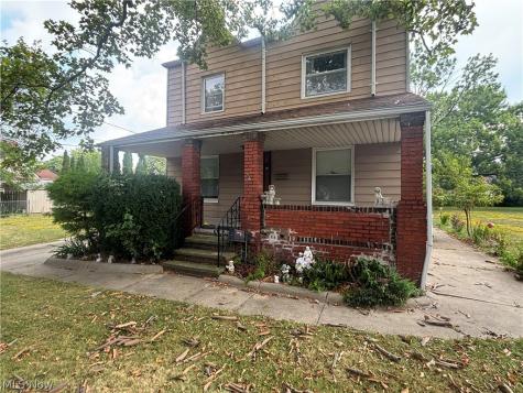 831 Whitcomb Road Cleveland OH 44110