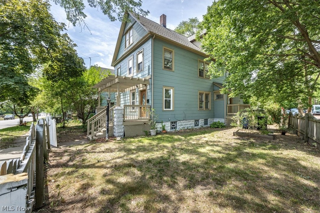 3290 W 17th Street Cleveland OH 44109