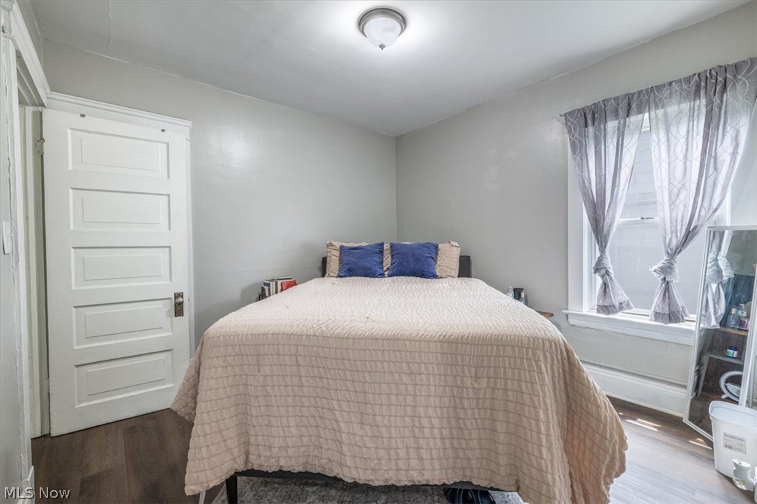 3290 W 17th Street Cleveland OH 44109
