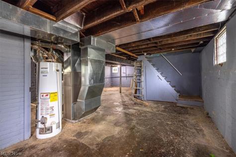 3290 W 17th Street Cleveland OH 44109