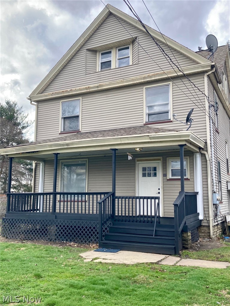 32 Summit Avenue Niles OH 44446