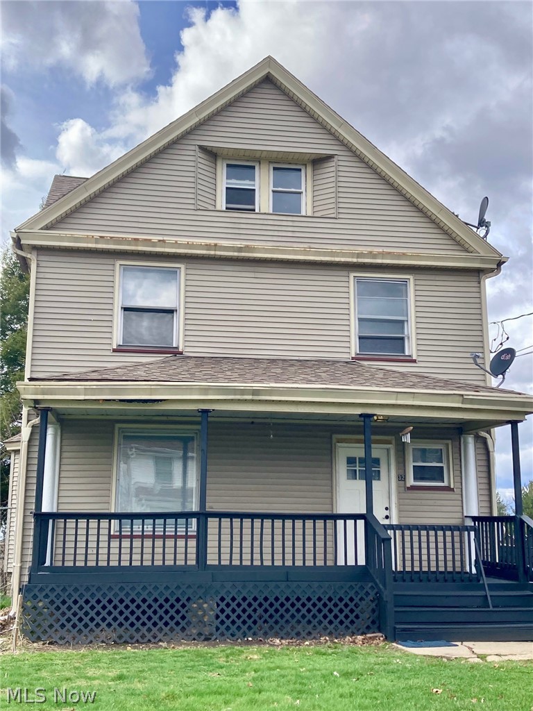 32 Summit Avenue Niles OH 44446