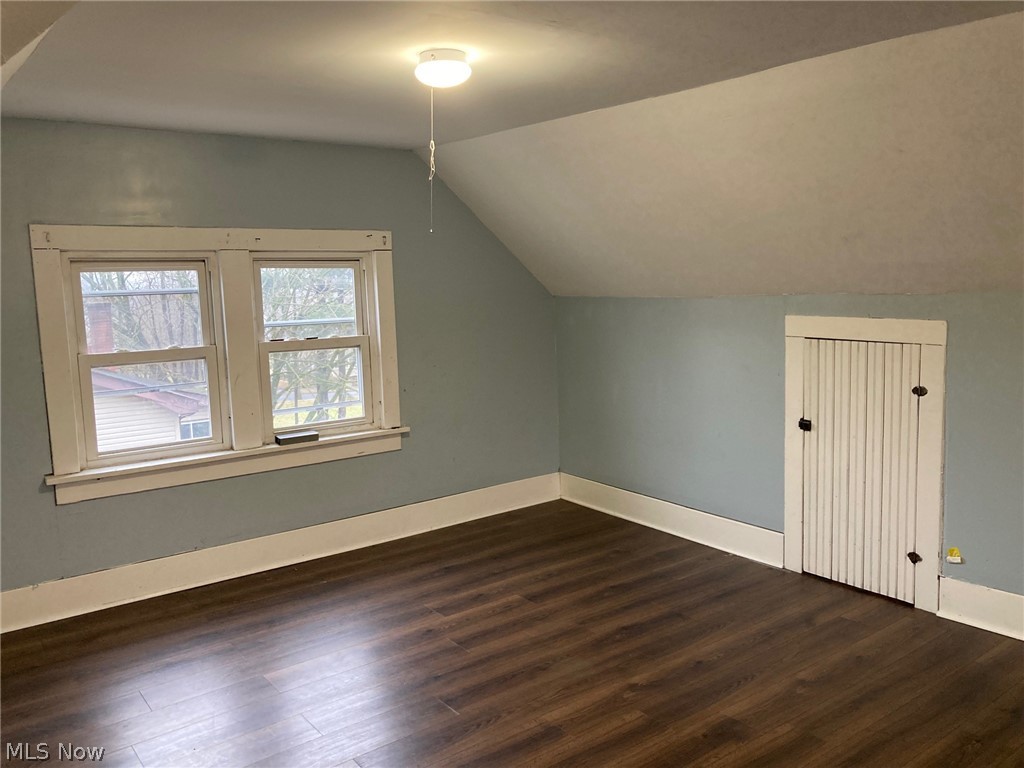 32 Summit Avenue Niles OH 44446
