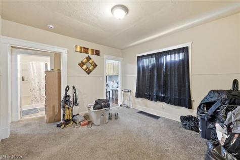 13611 Beachwood Avenue Cleveland OH 44105
