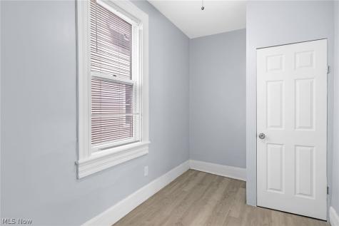 2597 W 15th Street Cleveland OH 44113