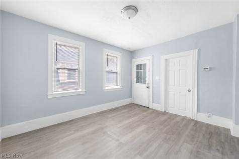 2597 W 15th Street Cleveland OH 44113