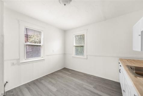 2597 W 15th Street Cleveland OH 44113
