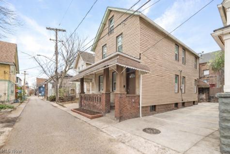 2597 W 15th Street Cleveland OH 44113