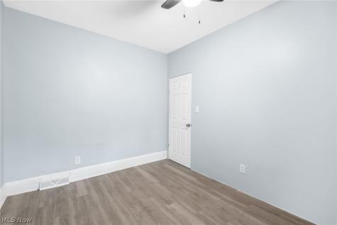 2597 W 15th Street Cleveland OH 44113
