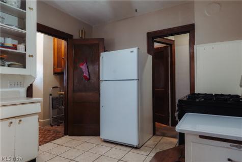 4365 W 28th Street Cleveland OH 44109