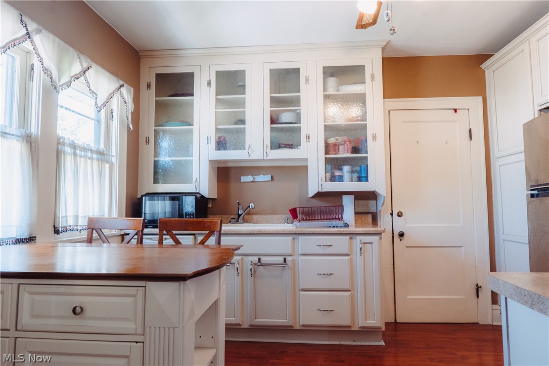 4365 W 28th Street Cleveland OH 44109