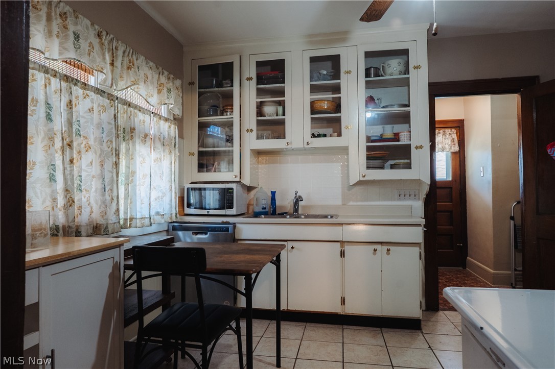 4365 W 28th Street Cleveland OH 44109
