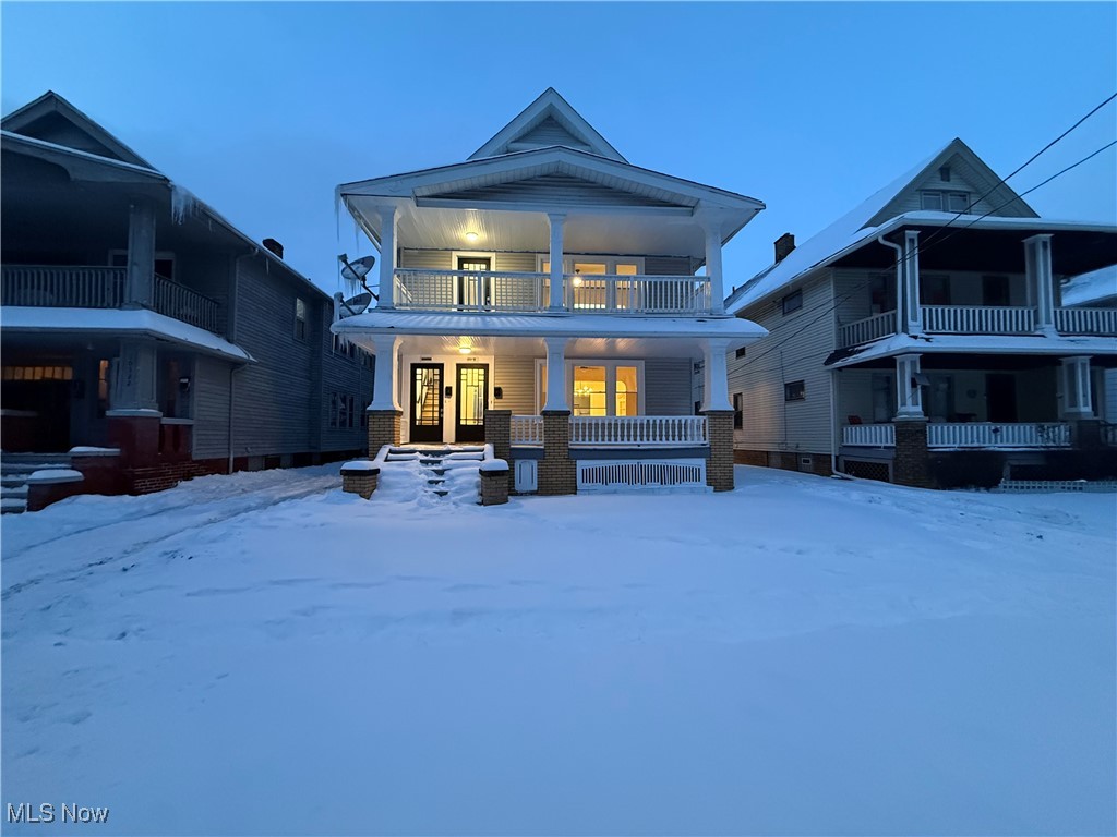 10318 Almira Avenue Cleveland OH 44111