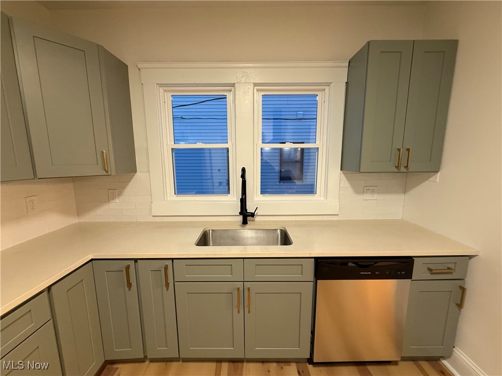 10318 Almira Avenue Cleveland OH 44111