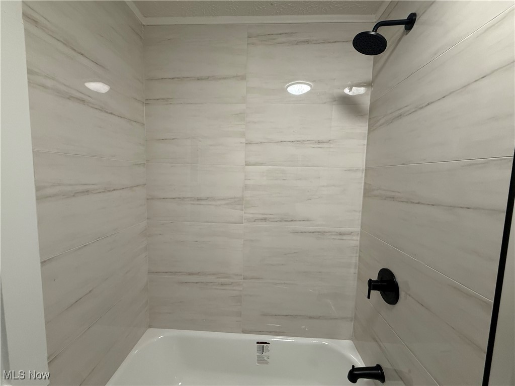 10318 Almira Avenue Cleveland OH 44111