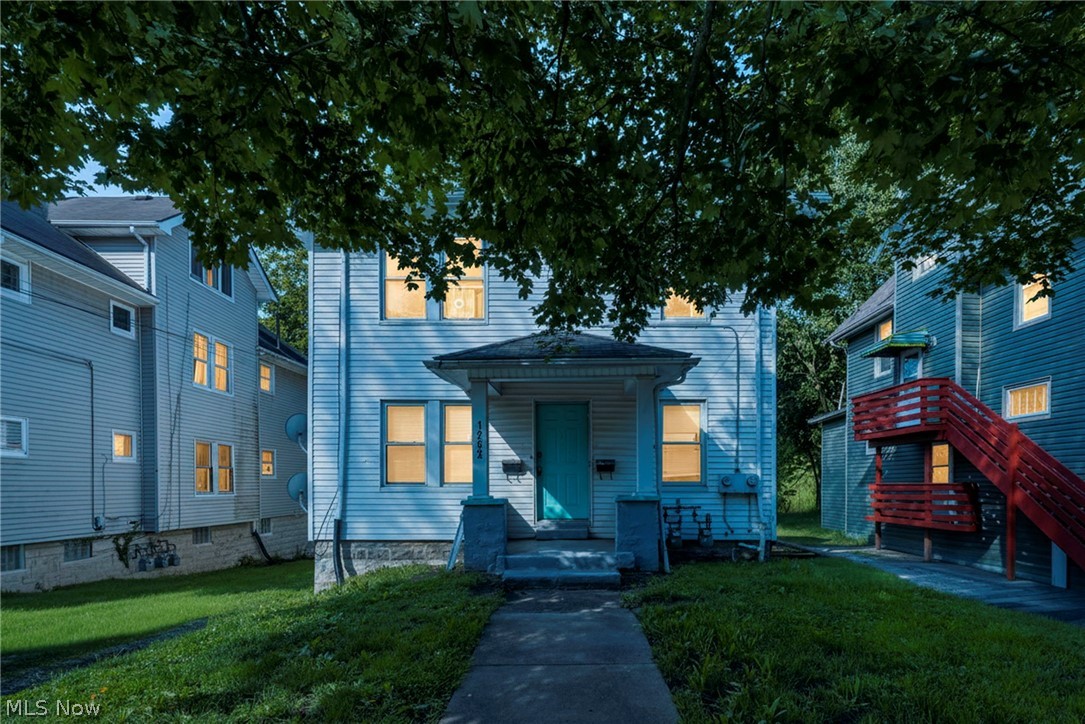 1282 Pondview Avenue Akron OH 44305