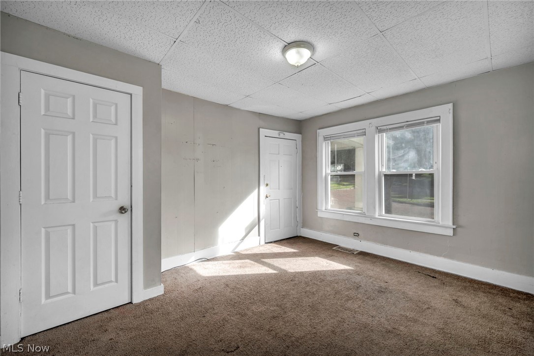 1282 Pondview Avenue Akron OH 44305