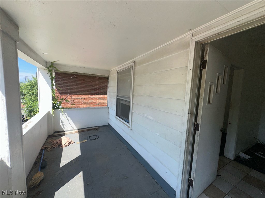 737 E 165th Street Cleveland OH 44110