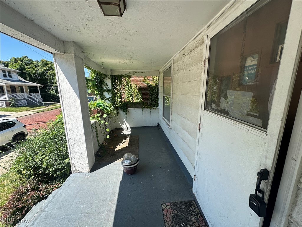 737 E 165th Street Cleveland OH 44110