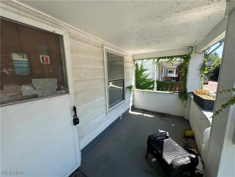 737 E 165th Street Cleveland OH 44110
