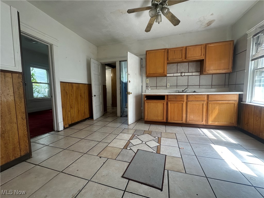 737 E 165th Street Cleveland OH 44110