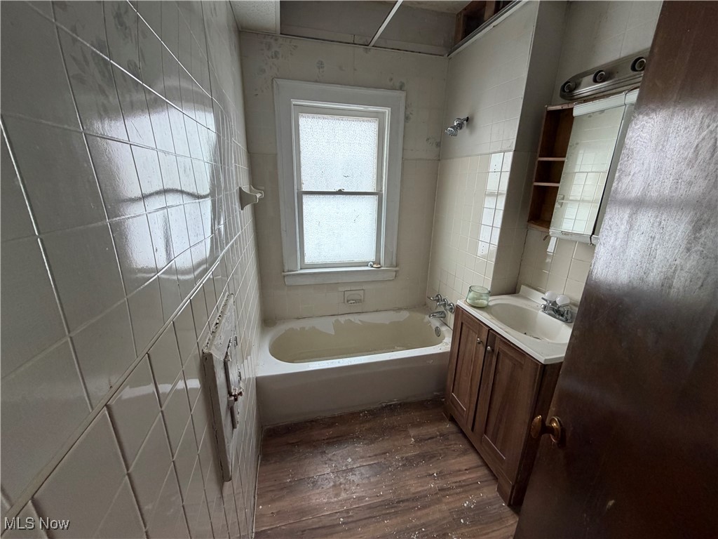 3636 E 146th Street Cleveland OH 44120
