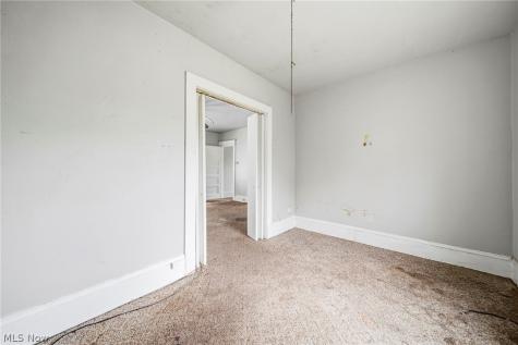 6732 Edna Avenue Cleveland OH 44103