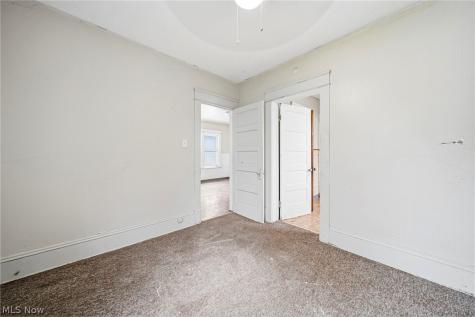 6732 Edna Avenue Cleveland OH 44103