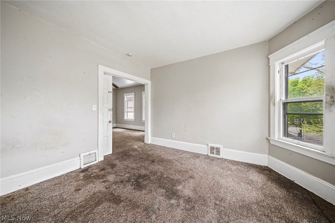6732 Edna Avenue Cleveland OH 44103