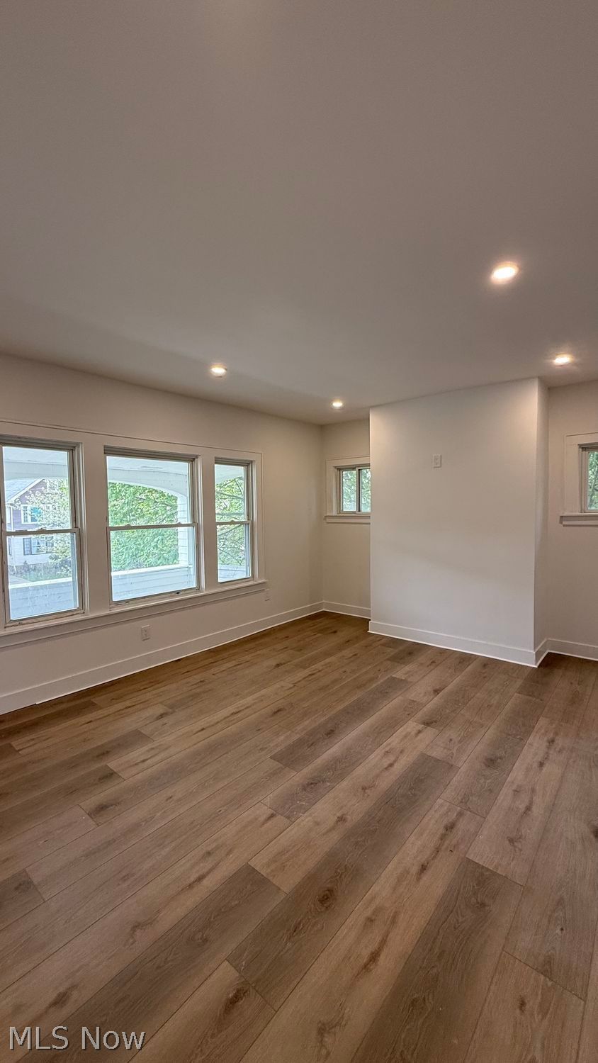 3305 Desota Avenue Cleveland OH 44118